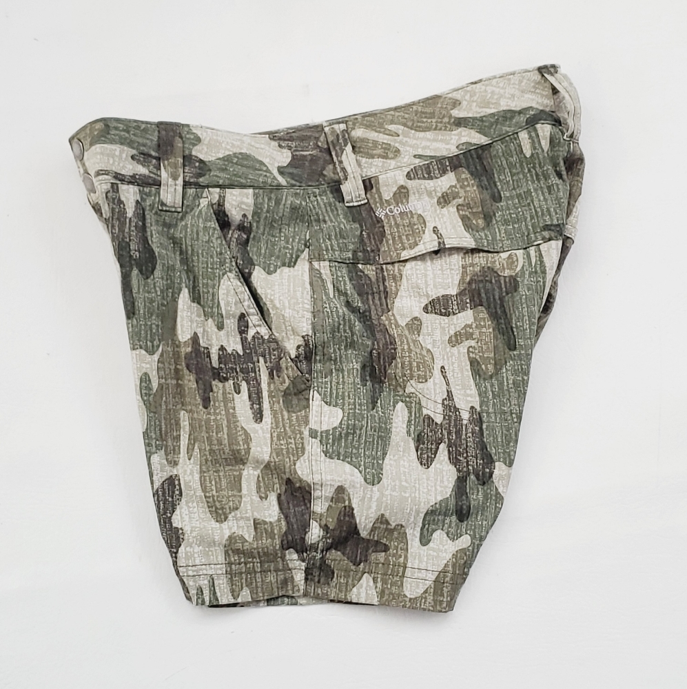 Columbia Omni Shield Camouflage Shorts Size 2 - Picture 3 of 5